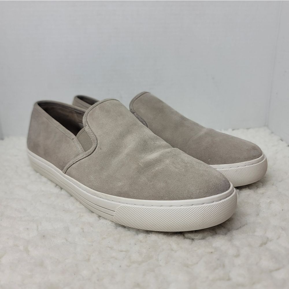 Tory Burch Jesse Slip-On  Sneaker Size 10.5   Gray Suede Gold Logo Back Shoes